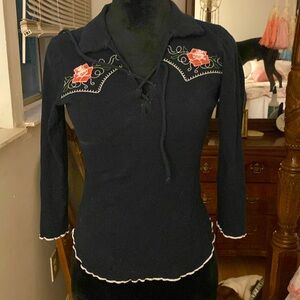 Y2K women’s rockabilly style shirt